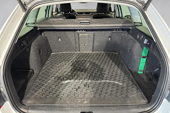 Skoda Octavia 17 of 30