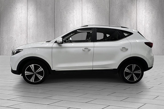 MG ZS EV 6 of 9