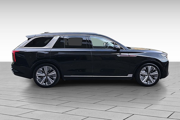 Hongqi E-HS9 11 of 30
