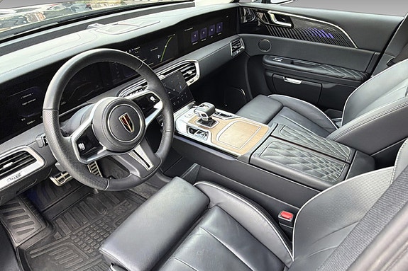 Hongqi E-HS9 17 of 30