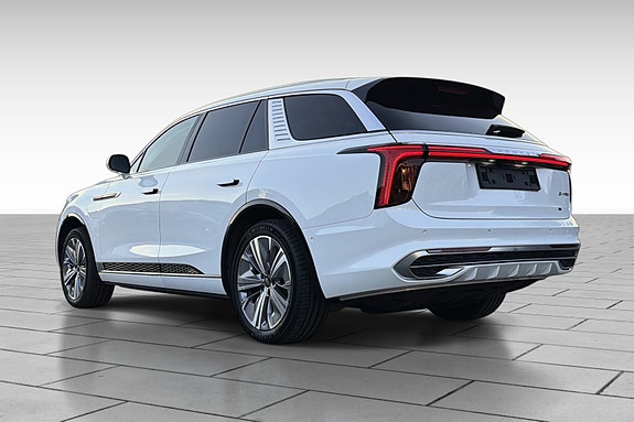 Hongqi E-HS9 9 of 30