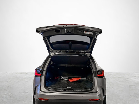 Lexus NX450h 26 of 30
