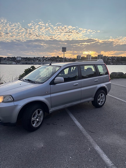 Honda HR-V 2 of 7