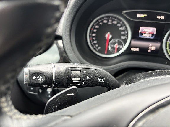 Mercedes-Benz B-Electric 17 of 30