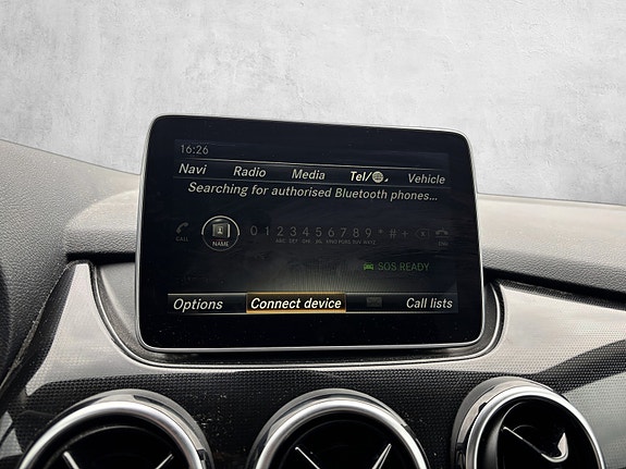 Mercedes-Benz B-Electric 26 of 30