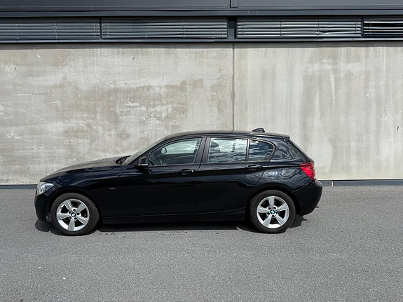 BMW 116d 2 of 9