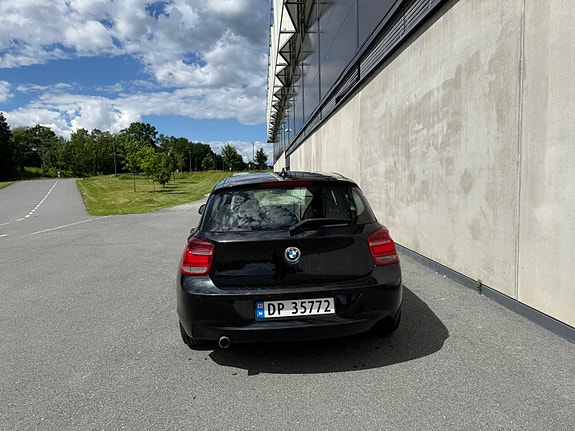 BMW 116d 4 of 9
