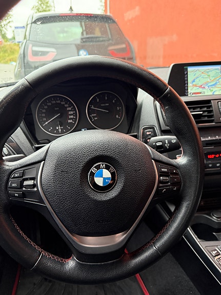 BMW 116d 6 of 9