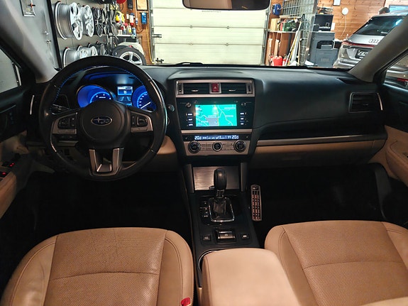Subaru Outback 11 of 24