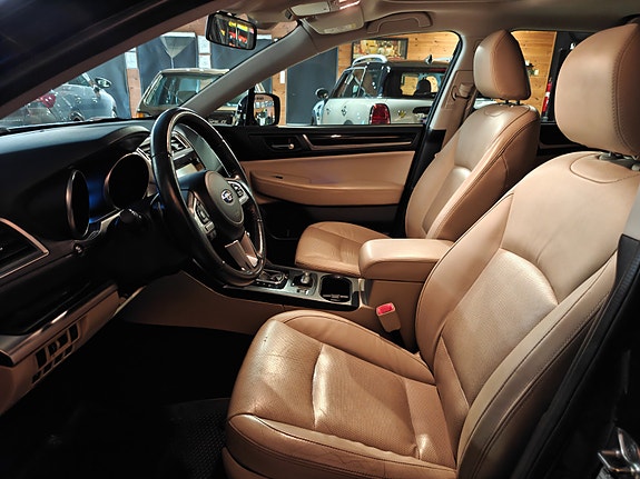 Subaru Outback 9 of 24