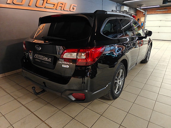 Subaru Outback 8 of 24