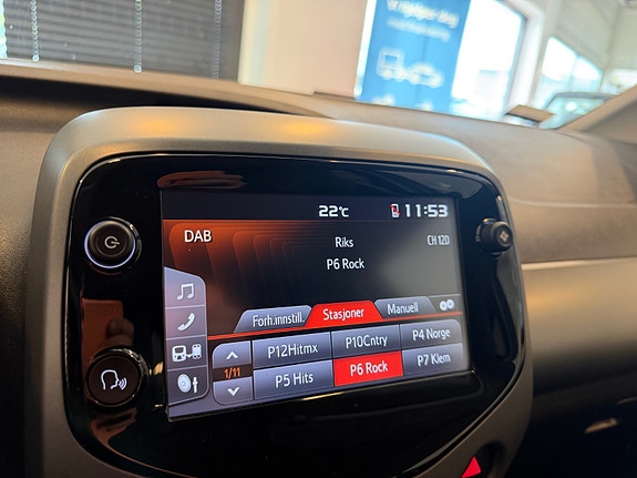 Toyota Aygo 11 of 12