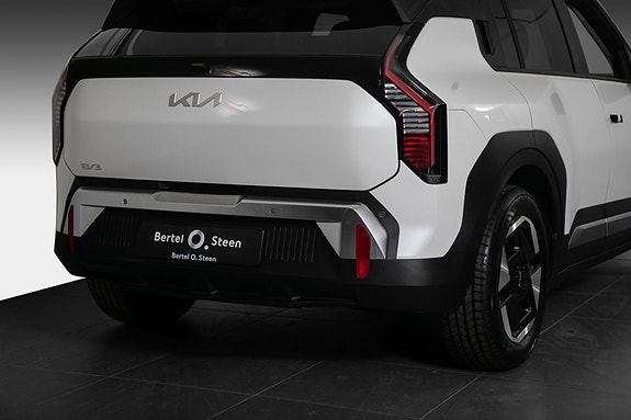 Kia EV3 8 of 20