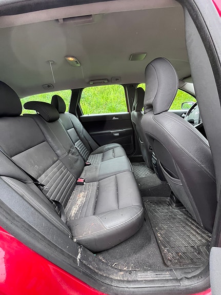 Volvo V50 10 of 14