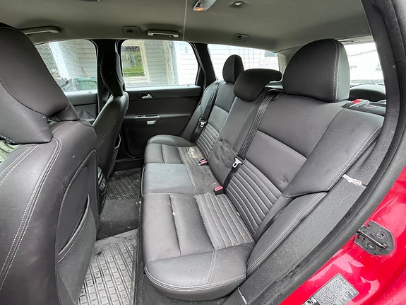 Volvo V50 12 of 14