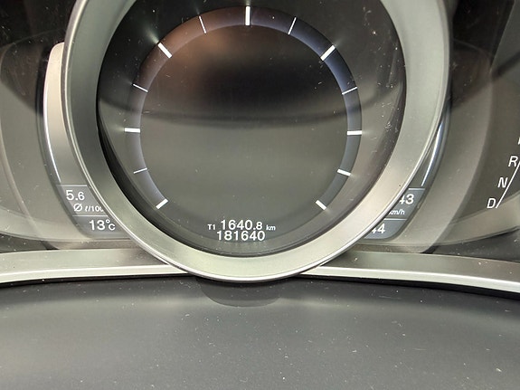 Volvo V40 Cross Country 13 of 14