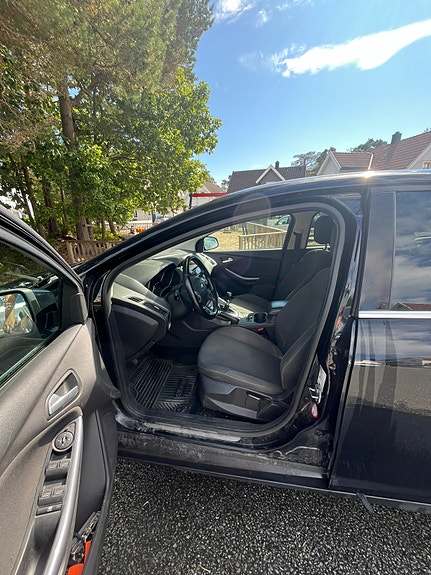 Ford Focus 7 of 8