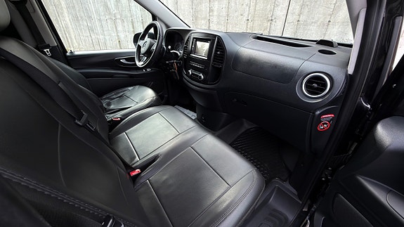 Mercedes-Benz Vito 24 of 27