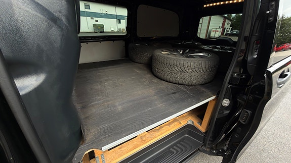 Mercedes-Benz Vito 26 of 27
