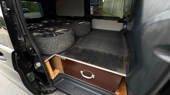 Mercedes-Benz Vito 27 of 27