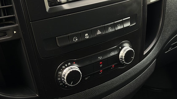 Mercedes-Benz Vito 23 of 27