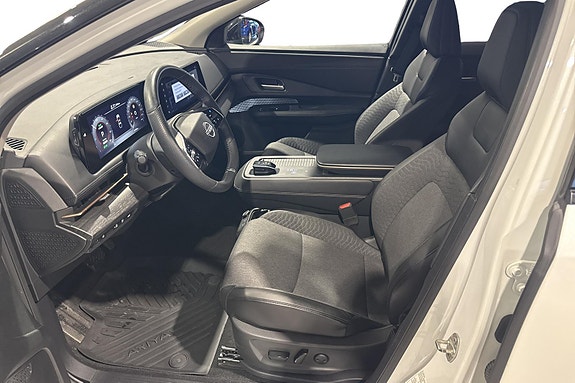 Nissan Ariya 8 of 24