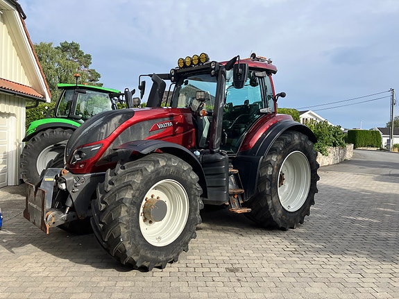 Valtra T234 Direkt Unlimited 8 of 30
