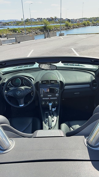 Mercedes-Benz SLK200 8 of 17