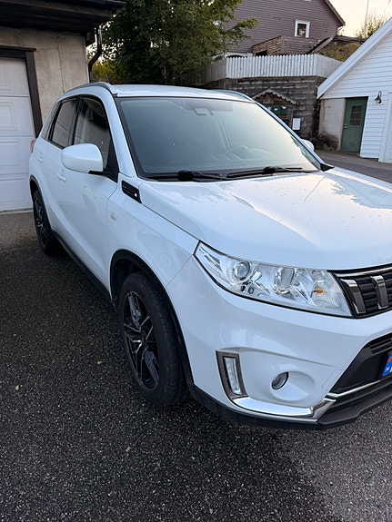 Suzuki Vitara 6 of 6