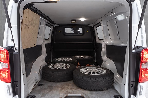 Toyota Proace 21 of 21