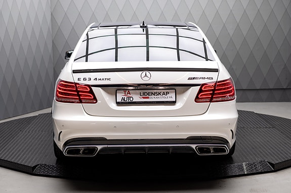 Mercedes-Benz E63 5 of 30