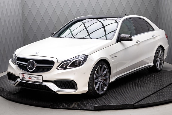 Mercedes-Benz E63 3 of 30