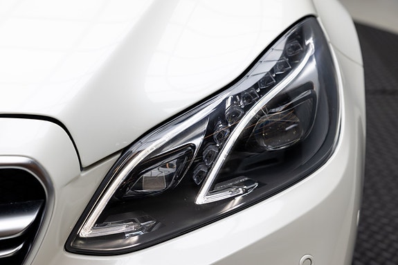 Mercedes-Benz E63 9 of 30