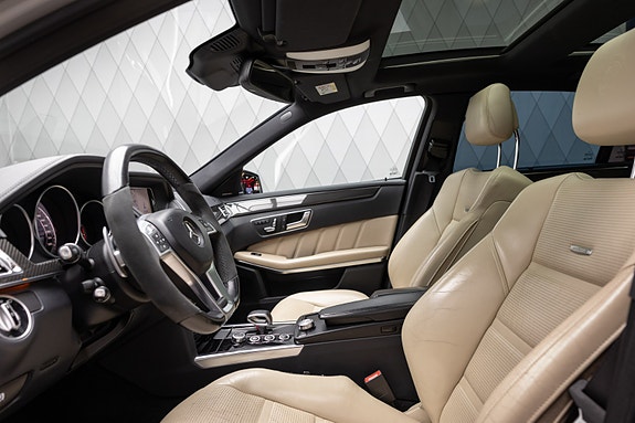 Mercedes-Benz E63 25 of 30