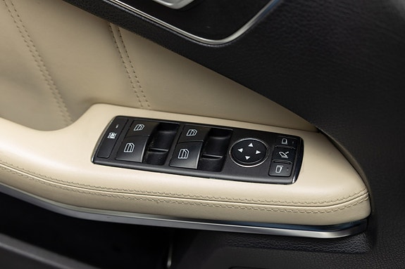 Mercedes-Benz E63 18 of 30