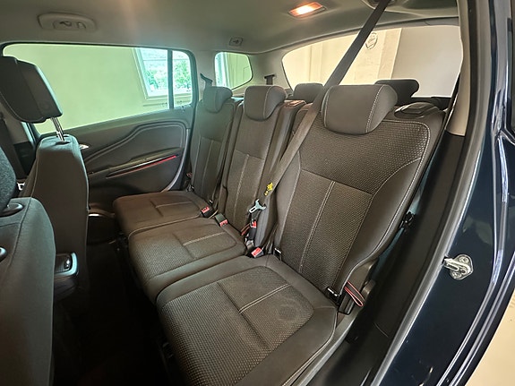Opel Zafira Tourer 14 of 30