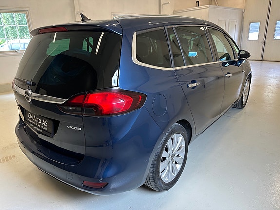 Opel Zafira Tourer 11 of 30