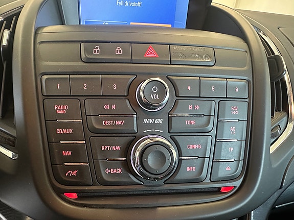 Opel Zafira Tourer 26 of 30