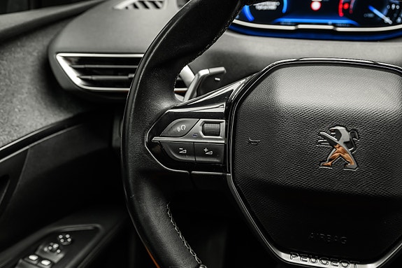 Peugeot 5008 16 of 25