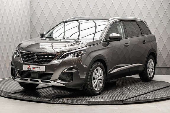 Peugeot 5008 2 of 25
