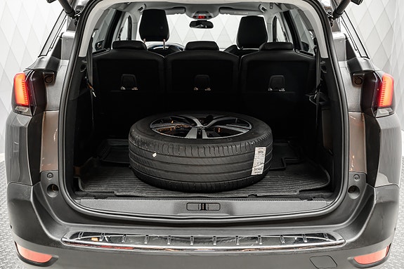 Peugeot 5008 10 of 25