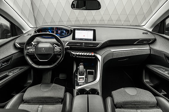 Peugeot 5008 13 of 25
