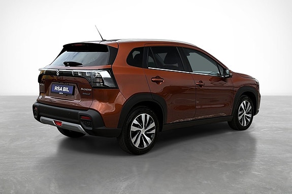 Suzuki S-Cross 4 of 25
