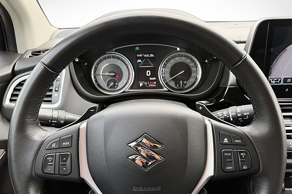 Suzuki S-Cross 15 of 25