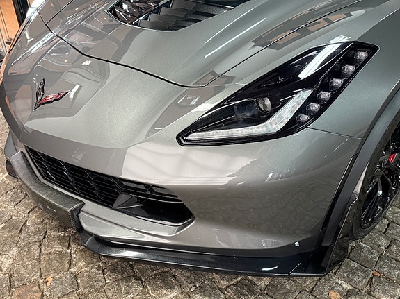 Chevrolet Corvette 26 of 30
