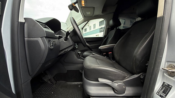Volkswagen Caddy Maxi 12 of 30