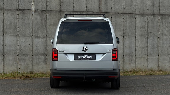 Volkswagen Caddy Maxi 10 of 30