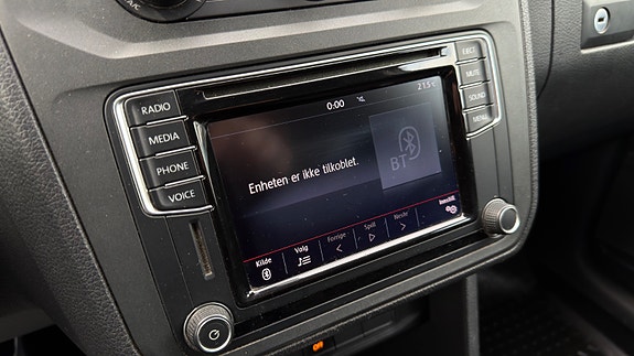 Volkswagen Caddy Maxi 18 of 30