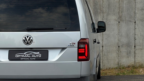Volkswagen Caddy Maxi 11 of 30