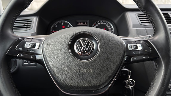 Volkswagen Caddy Maxi 14 of 30